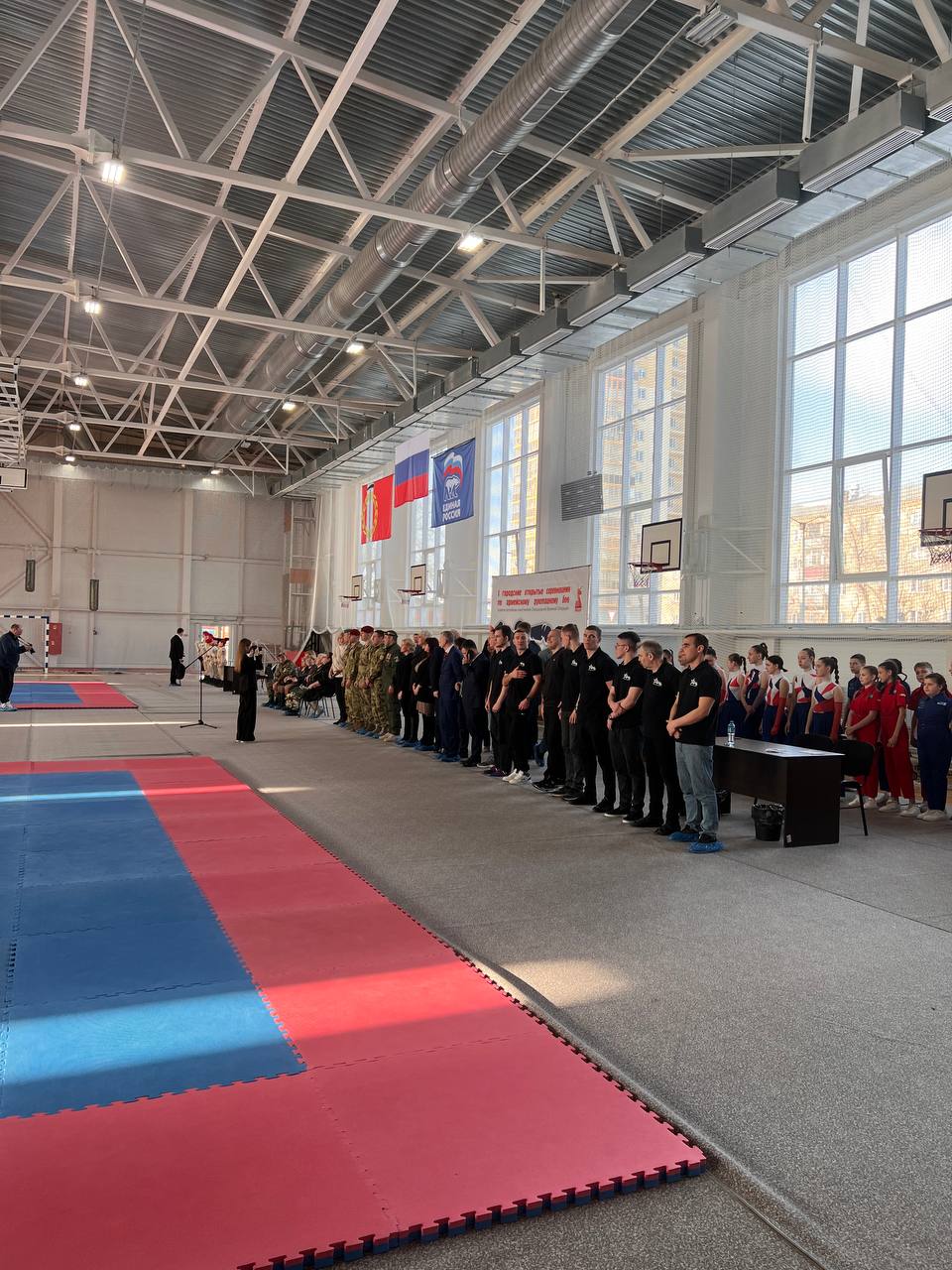В Копейске прошло торжественное открытие городских соревнований по армейскому рукопашному бою, памяти копейчан - участников СВО