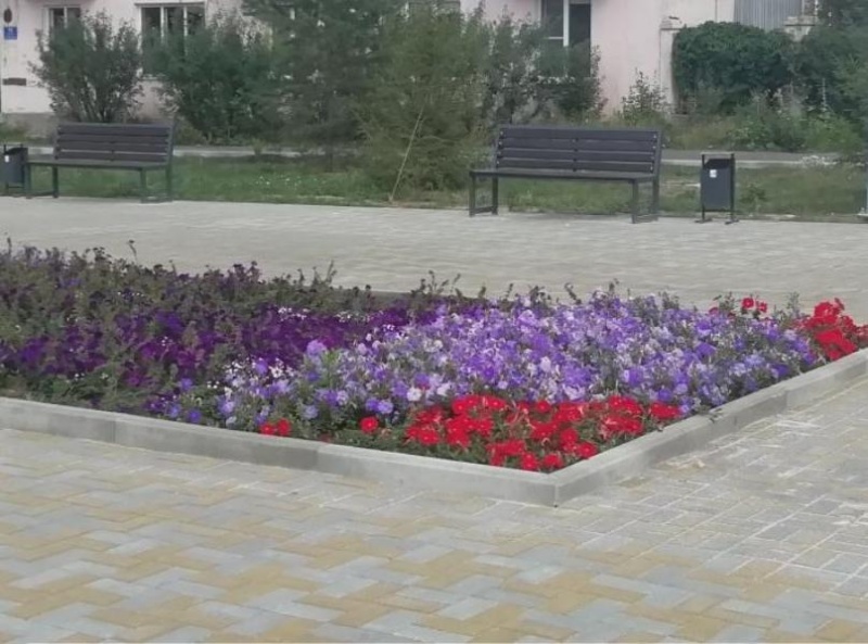 Благоустройство сквера на улице Темника в городе Копейске завершено