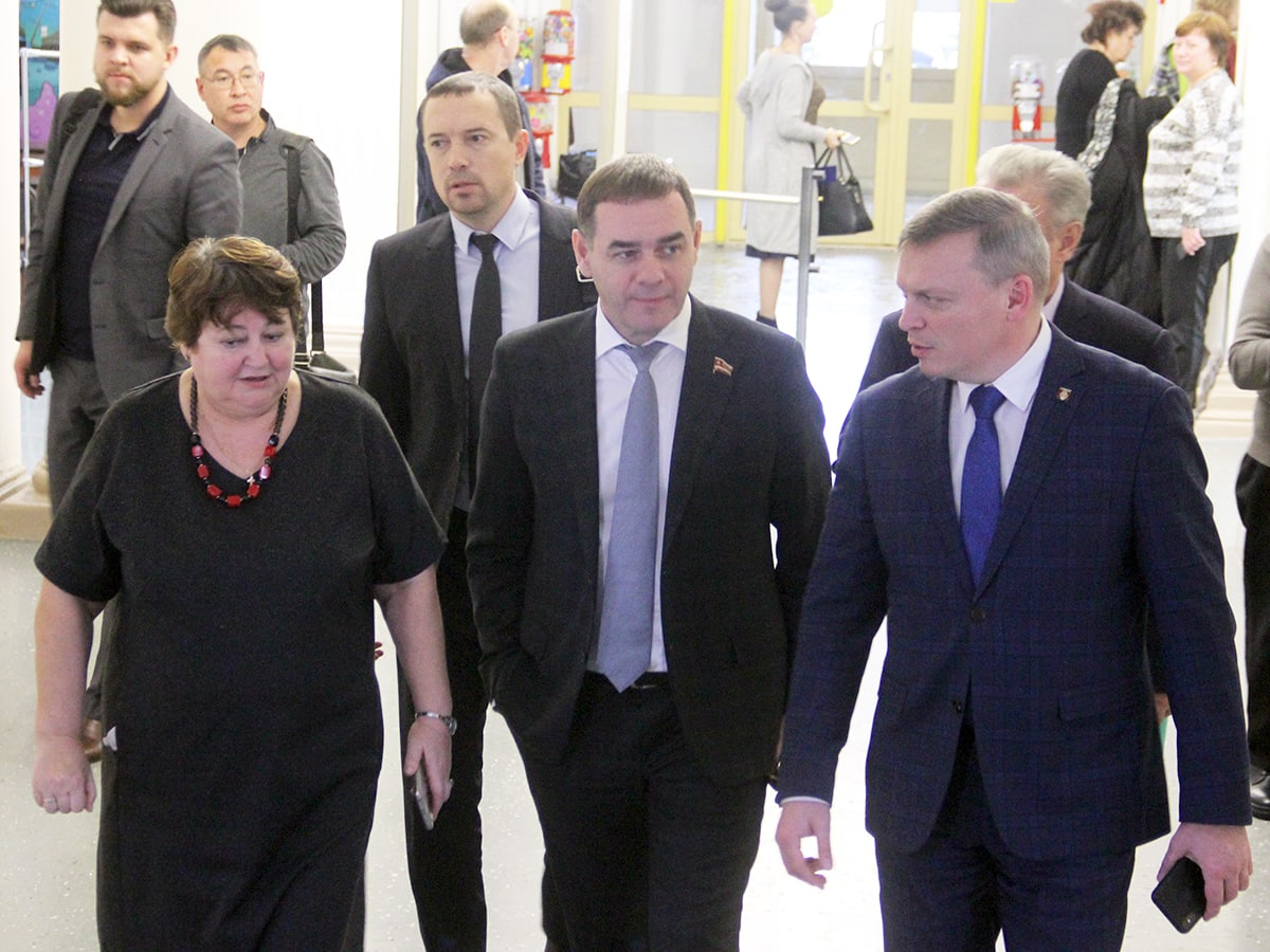 Председатель ЗСО Александр Лазарев провел встречу с жителями Копейска 