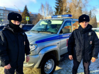 Копейские полицейские оказали помощь мужчине, находящемуся в бедственном положении