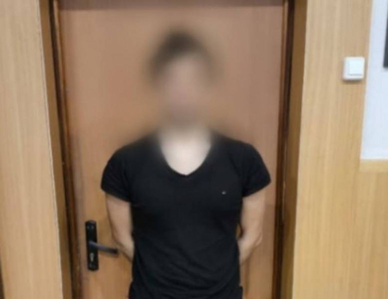 Полицейские Копейска задержали курьера мошенников