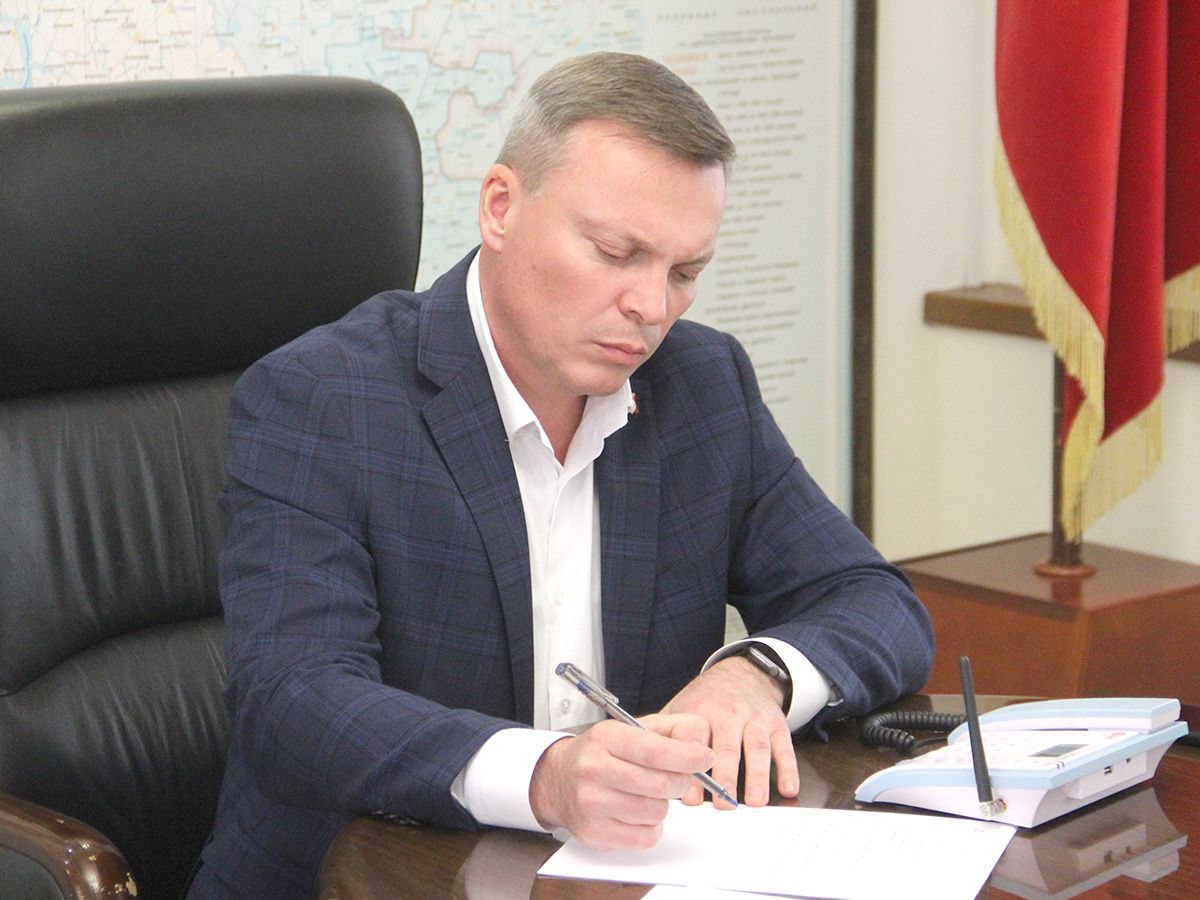 Глава города по телефону ответит на обращения копейчан