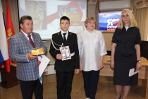 В Копейском краеведческом музее вручили паспорта юным активистам города