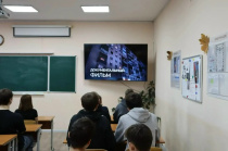 Сотрудники полиции Копейска в рамках профилактической акции «Чистое поколение» проводят антинаркотические беседы со школьниками