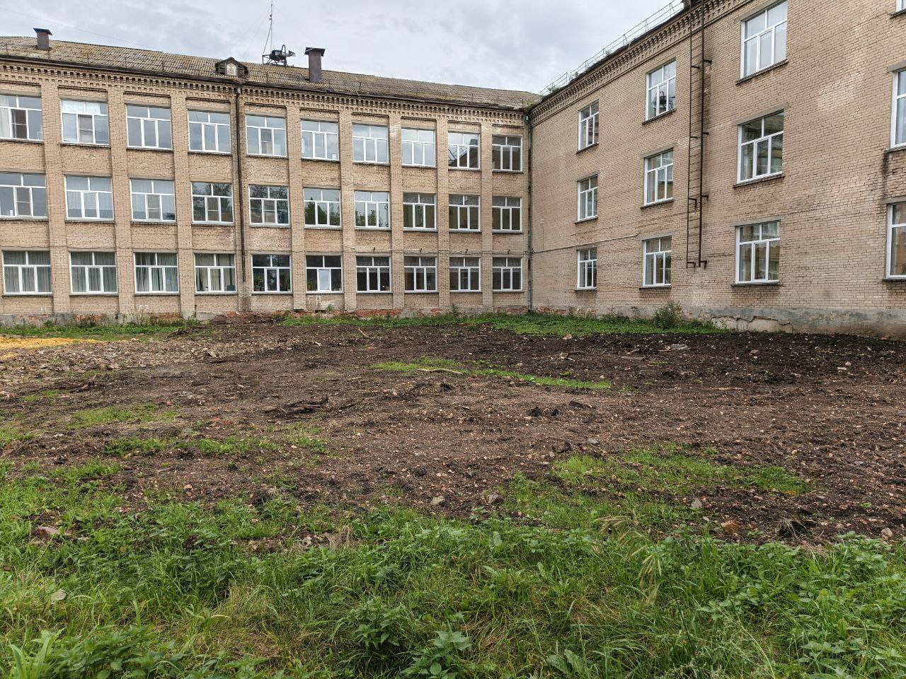 В Вахрушево завершаются работы по подключению социальных объектов к системе водоотведения