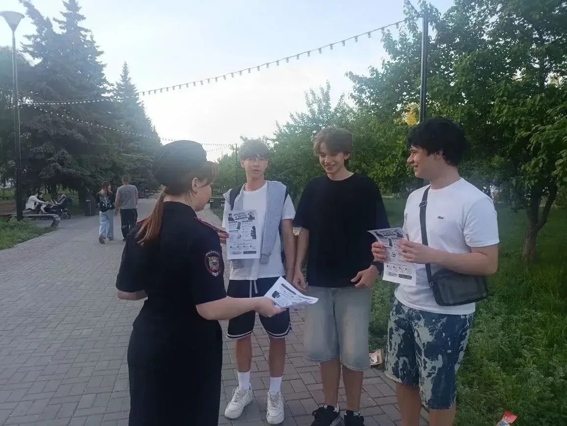 В Копейске полицейские проводят профилактические рейды, чтобы защитить подростков