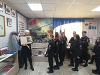 В Отделе МВД России по городу Копейску прошла экскурсия для студентов 