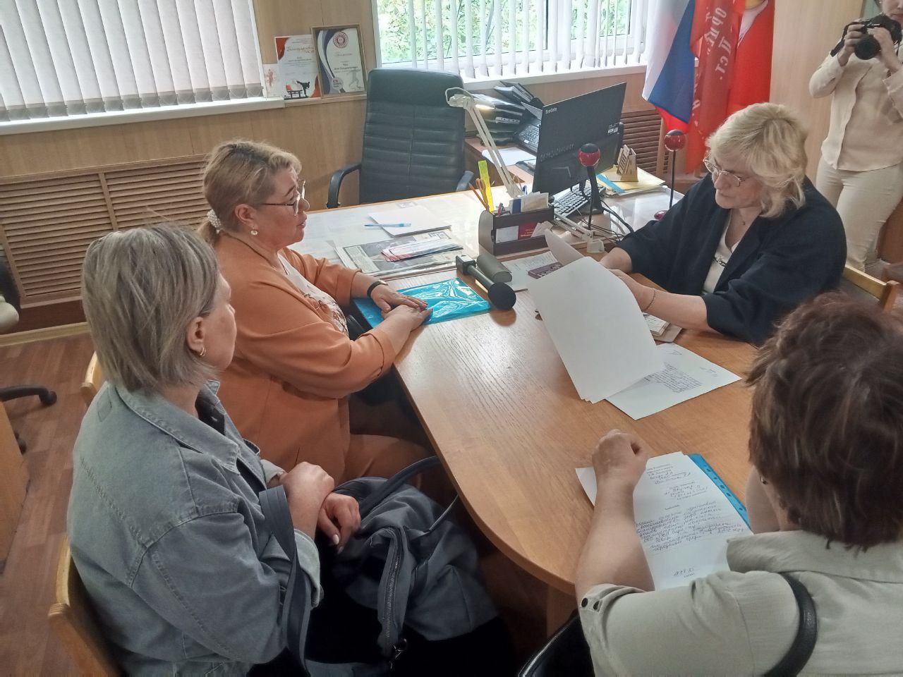 Глава Копейска провела встречу с жителями поселка Октябрьский