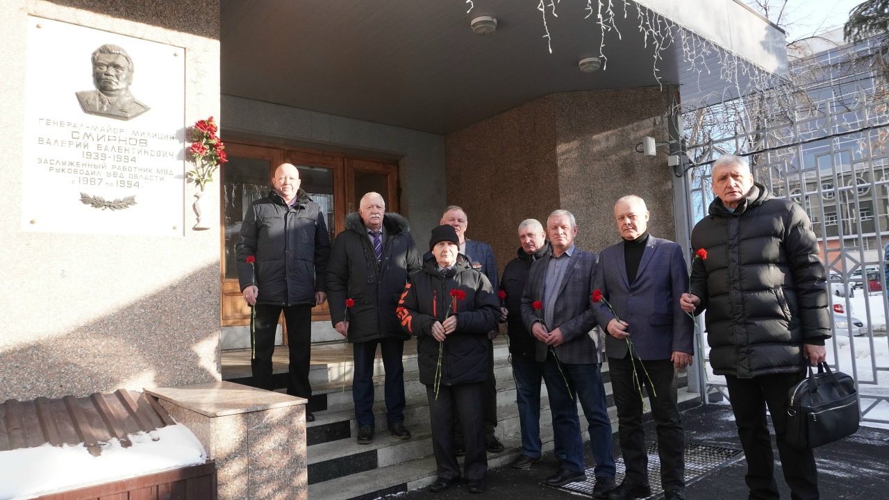 Связь поколений и верность присяге: в областном полицейском Главке чествовали ветеранов-афганцев