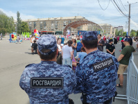 Копейские полицейские обеспечили охрану порядка во время проведения праздничных мероприятий, посвященных Дню России