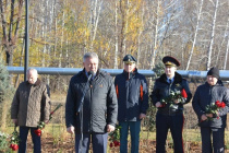 В Копейске открыли Аллею Памяти