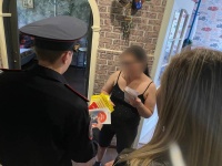 Челябинские полицейские совместно с органами системы профилактики провели рейд по неблагополучным семьям 