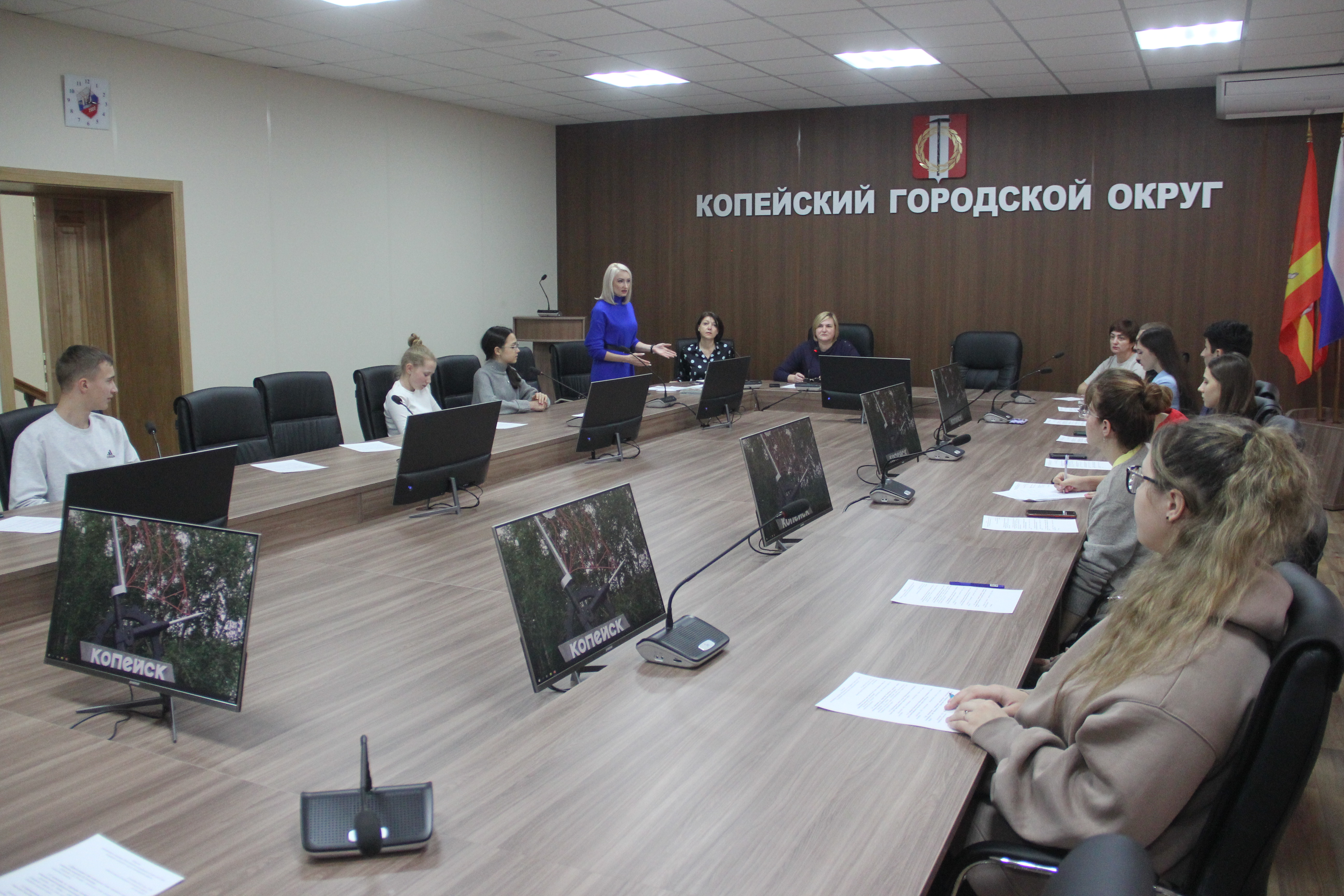 В администрации Копейска прошел общественный совет молодежи