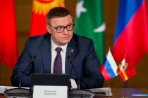 Алексей Текслер принял участие в пленарном заседании Делового форума ШОС 