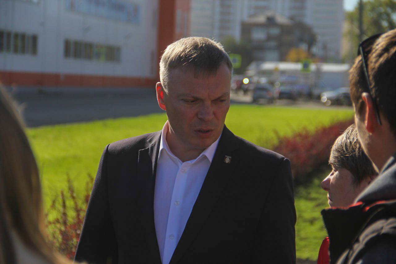 Глава города Копейска проверил выполнение работ на объектах ФКГС