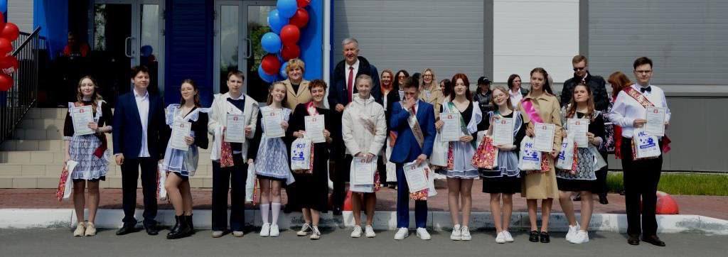 В Копейске прозвенел «Последний звонок»