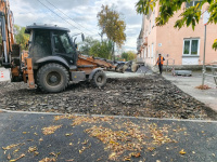 В Копейске завершается строительство пешеходной зоны на улице Борьбы