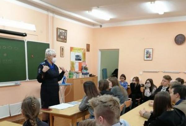 Сотрудники Отдела МВД России по городу Копейску организовали комплекс мероприятий, приуроченных к всероссийскому дню правовой помощи детям