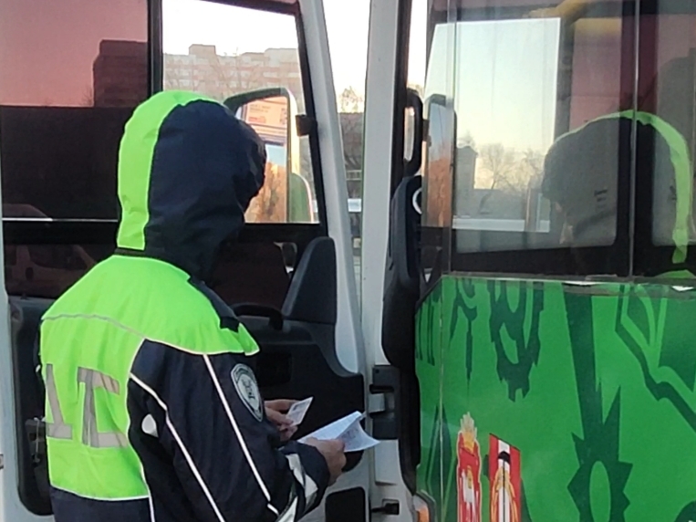 Акция «БЕЗОПАСНЫЙ АВТОБУС» 