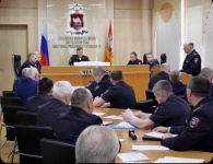 В ГУ МВД области прошло заседание оперативного штаба по вопросам охраны общественного порядка в майские праздники