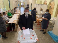 Глава Копейска принял участие в выборах в Государственную думу