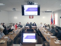 Глава города провел еженедельное аппаратное совещание