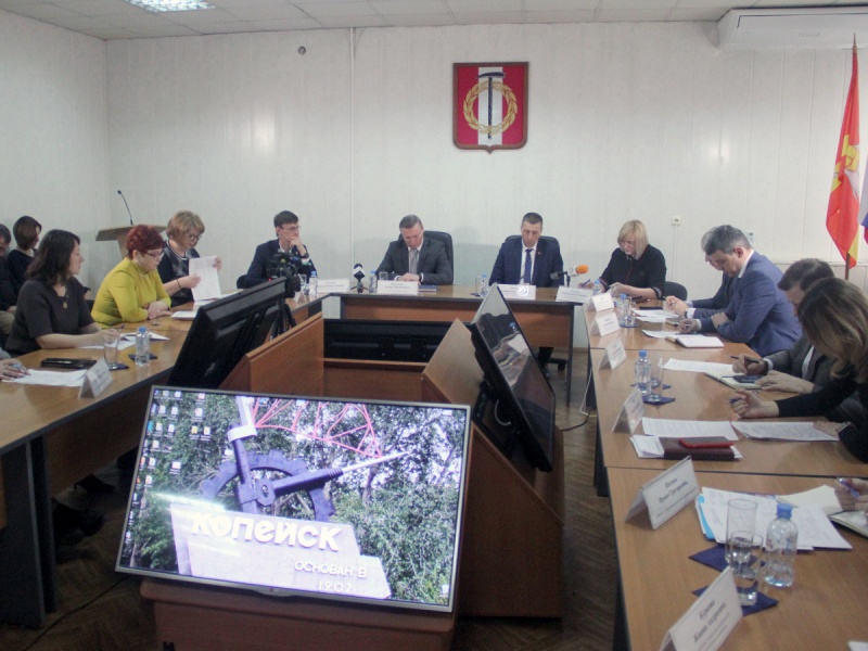 Глава города провел еженедельное аппаратное совещание