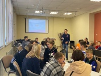 В Центральной библиотеке отметили День Государственного флага РФ