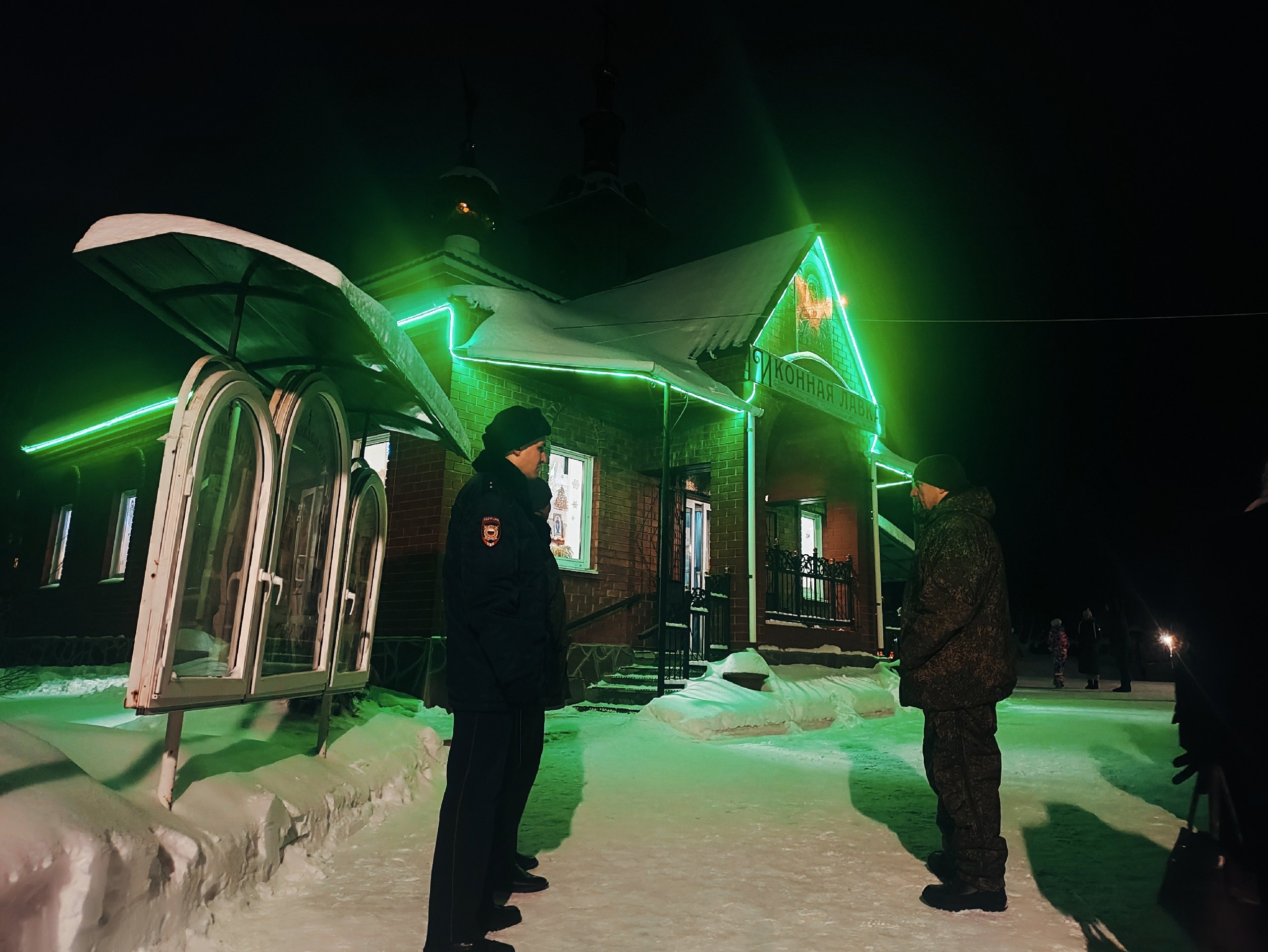 Полицейские Копейска обеспечили охрану общественного порядка в Рождественскую ночь