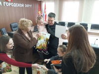 Молодым семьям Копейска вручили Свидетельства на приобретение жилья