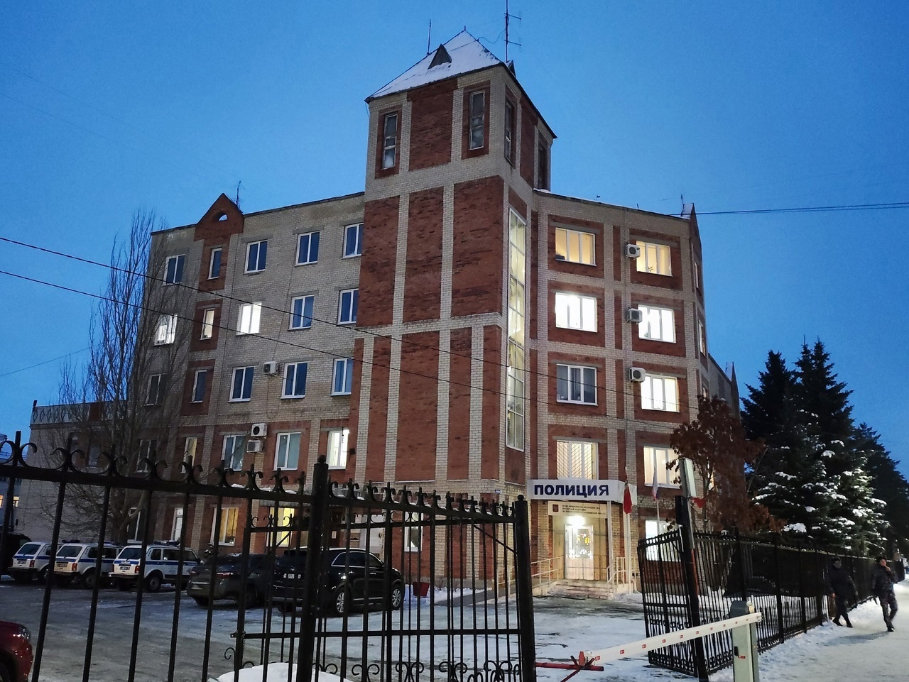 Сотрудники полиции Отдела МВД России по г. Копейску напоминают порядок действий при обнаружении подозрительного предмета