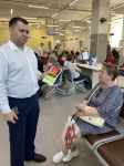 Начальник отделения отдела уголовного розыска провел профилактическую акцию «Останови мошенника» в МФЦ города Копейска