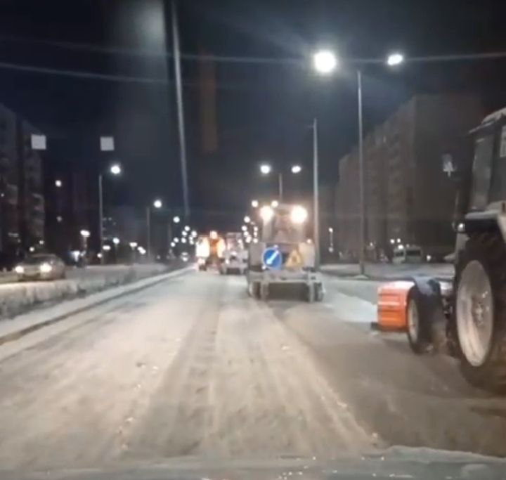 Снегоуборочная техника Копейска продолжает работу