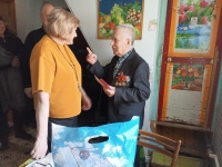 Глава Копейска вручила медали ветеранам Великой Отечественной Войны