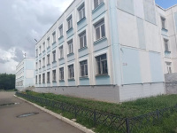В копейской школе демонтируют старое ограждение